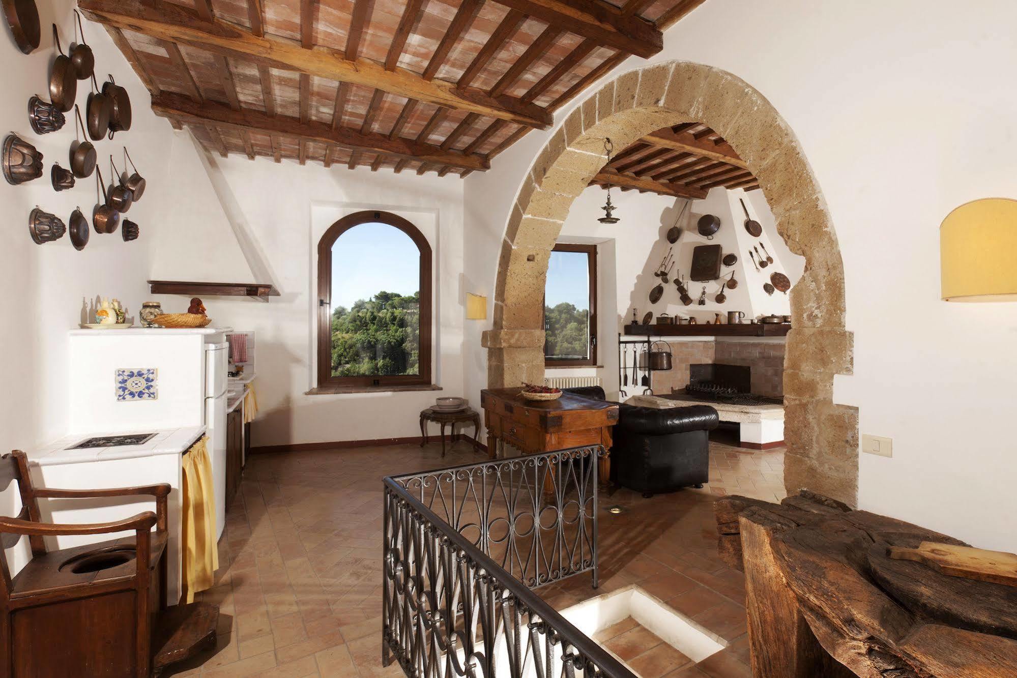 La Casa Degli Archi Hotel Pitigliano Exterior photo